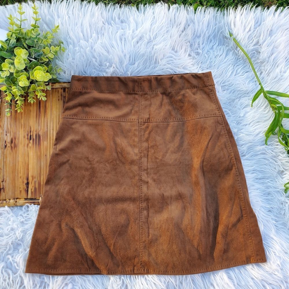 Max Studio Faux Suede A- Line Mini Skirt. Sz S